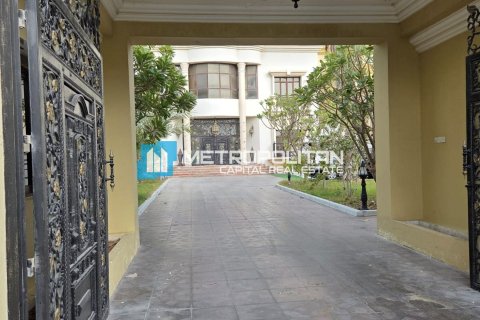 7 bedrooms Villa in Khalifa City, UAE No. 135409 10