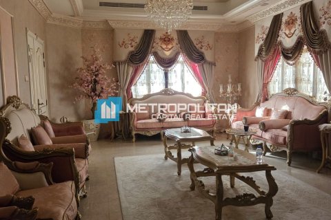 7 bedrooms Villa in Khalifa City, UAE No. 135409 3