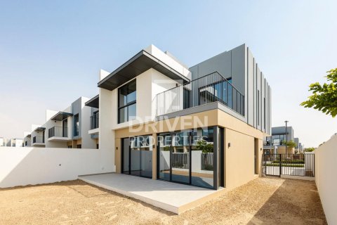 Таунхаус с 4 спальнями в The Valley, ОАЭ №138884