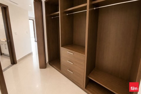 Квартира с 2 спальнями в Даунтаун Дубай (Даунтаун Бурдж Дубай), ОАЭ №164395 9