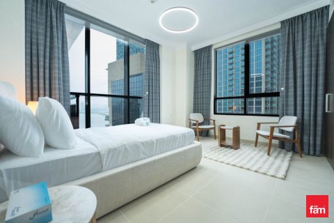 3 bedrooms Apartment in Dubai, UAE No. 210243 15