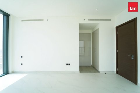 3 bedrooms Apartment in Dubai, UAE No. 210248 9
