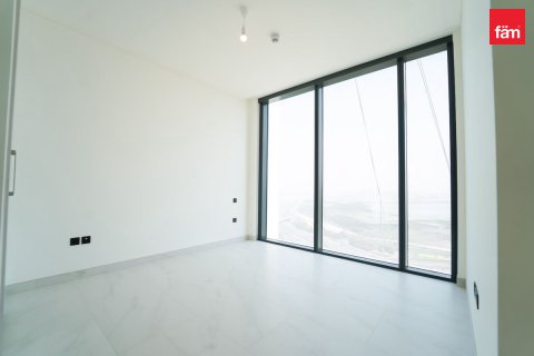 3 bedrooms Apartment in Dubai, UAE No. 210248 6