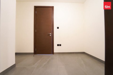 3 bedrooms Apartment in Dubai, UAE No. 210248 10