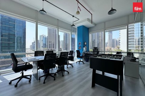 614.1m² Office in Business Bay, UAE No. 210249 3