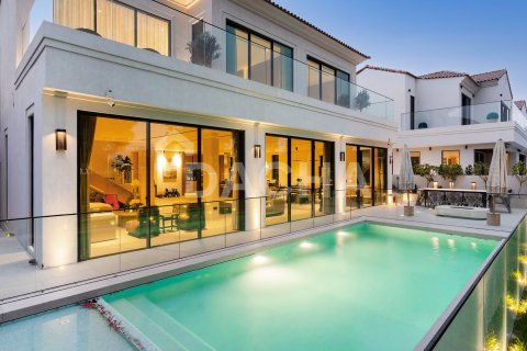 Вилла с 5 спальнями в Джумейра Гольф Эстейтс, ОАЭ №155769 4