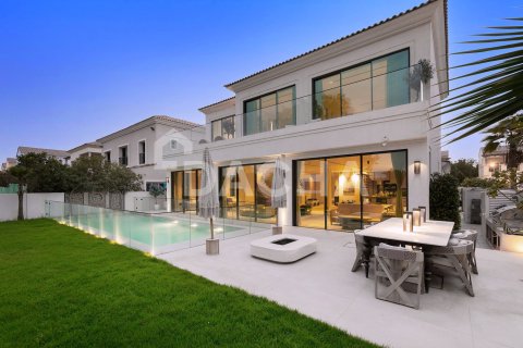 Вилла с 5 спальнями в Джумейра Гольф Эстейтс, ОАЭ №155769 3