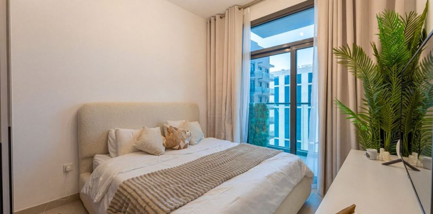 1 bedroom Apartment in Dubai Studio City, UAE No. 169888