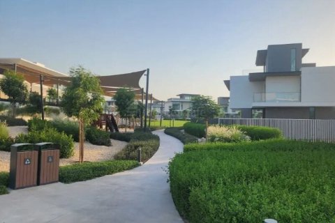 5 bedrooms Villa in The Valley, UAE No. 165024 6