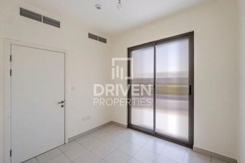 Villa de 4 chambres à EMAAR South, UAE No. 206501 9