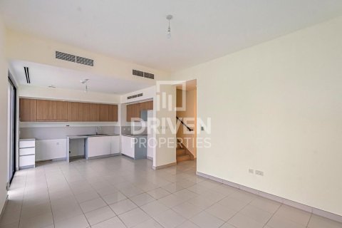 Villa de 4 chambres à EMAAR South, UAE No. 206501 5
