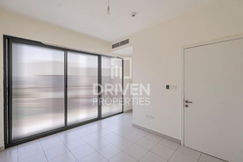 Villa de 4 chambres à EMAAR South, UAE No. 206501 3