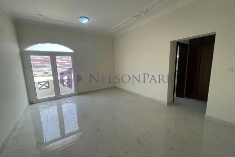 4 bedrooms Villa in Doha, Qatar No. 57214 16