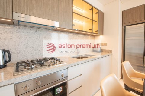 Apartment de 2 dormitorios en EMAAR Beachfront, UAE No. 148396 14