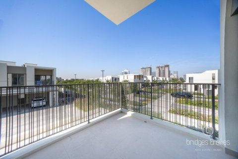 4 bedrooms Villa in Tilal Al Ghaf, UAE No. 141077 3