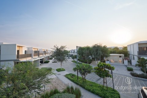 Villa de 4 dormitorios en Tilal Al Ghaf, UAE No. 141078 5