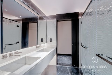 Apartment de 2 dormitorios en Business Bay, UAE No. 141080 18