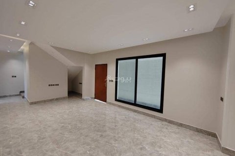 Вилла с 4 спальнями в Эр-Рияд, Саудовская Аравия №99580 7