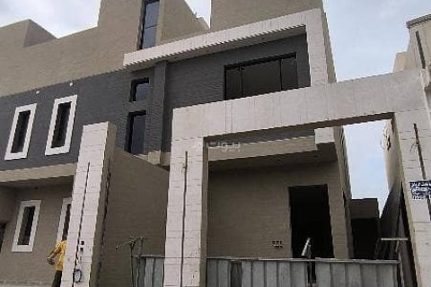 Apartment de 4 dormitorios en Riyadh, Saudi Arabia No. 99579 1
