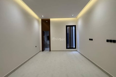 Apartment de 3 dormitorios en Riyadh, Saudi Arabia No. 99576 8