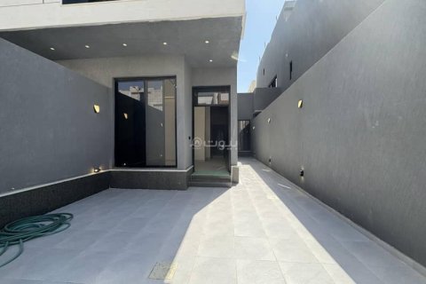 Apartment de 3 dormitorios en Riyadh, Saudi Arabia No. 99576 4