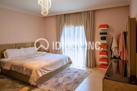 Villa de 3 chambres à Al Barsha, UAE No. 85988 15