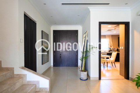Villa de 3 chambres à Al Barsha, UAE No. 85985 12