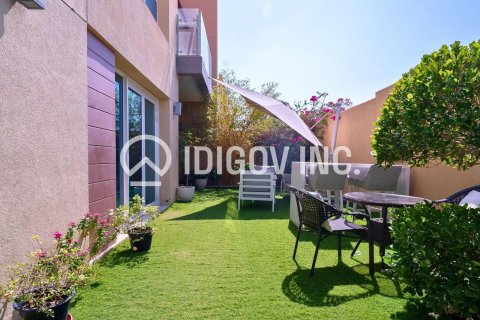 Villa de 3 chambres à Al Barsha, UAE No. 85985 18