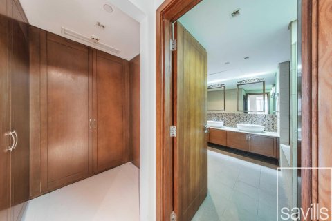 Квартира с 2 спальнями в Marina Residences, ОАЭ №209103 15