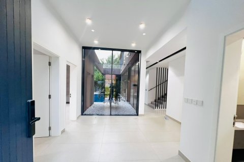 Villa de 5 dormitorios en Tilal City, UAE No. 208774 11