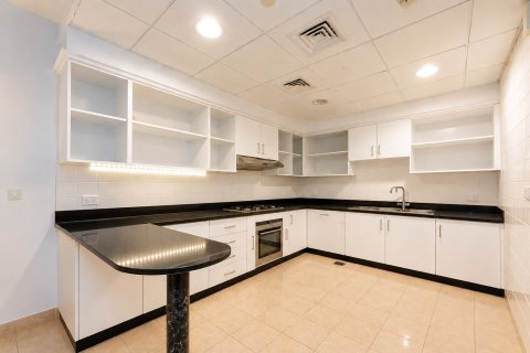 Appartement de 2 chambres à Marina Mansions, UAE No. 208778 4