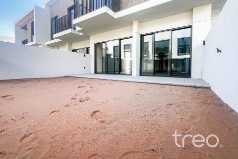 Villa de 3 dormitorios en The Valley, UAE No. 203954 12
