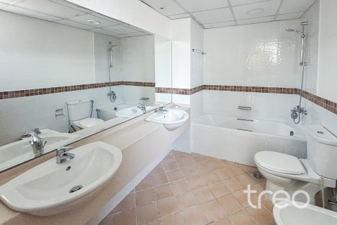 Квартира с 3 спальнями в Дубай Марина, ОАЭ №203950 9