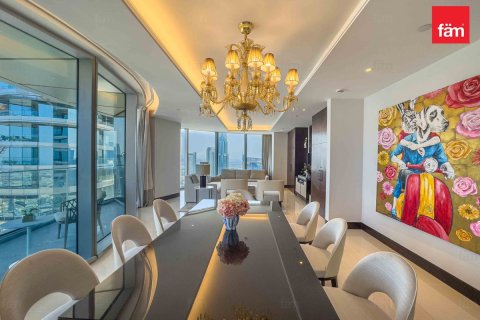 Квартира с 4 спальнями в Даунтаун Дубай (Даунтаун Бурдж Дубай), ОАЭ №135503 6