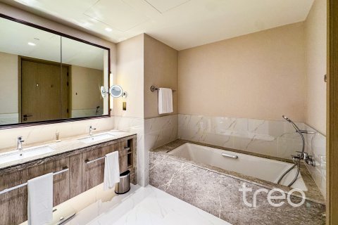 2 bedrooms Apartment in Address Harbour Point, UAE No. 183173 8