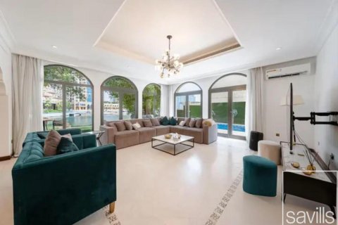 Villa de 4 dormitorios en Garden Homes, UAE No. 209123