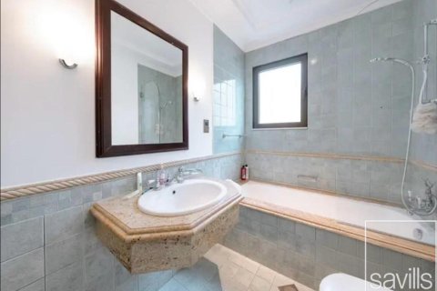 Villa de 4 dormitorios en Garden Homes, UAE No. 209123 13