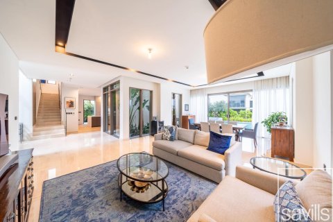 Villa de 4 chambres à Golf Place, UAE No. 209126 9