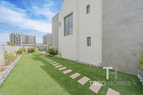 4 bedrooms Villa in Dubai South (Dubai World Central), UAE No. 74063 28
