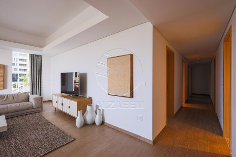 Apartment de 3 dormitorios en  Yas Island, UAE No. 90267 10