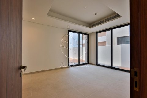 4 bedrooms Villa on the Saadiyat Island, UAE No. 90266 10