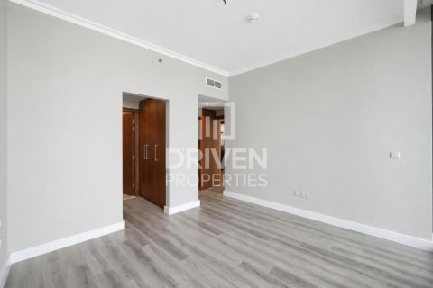 3 bedrooms Apartment in Burj Vista, UAE No. 189773 10
