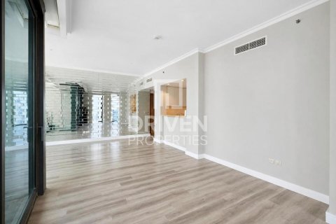 3 bedrooms Apartment in Burj Vista, UAE No. 189773 6