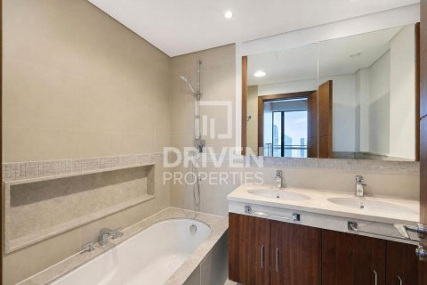 3 bedrooms Apartment in Burj Vista, UAE No. 189773 17