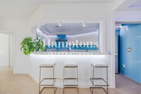 3 bedrooms Apartment in FIVE Palm Jumeirah, UAE No. 144760 9
