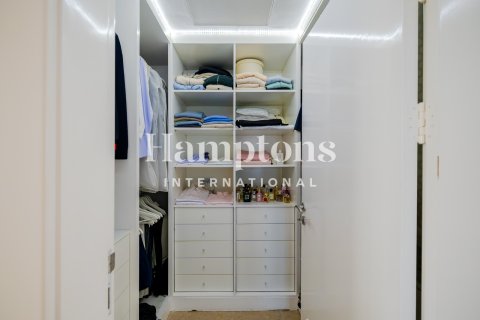 3 bedrooms Apartment in FIVE Palm Jumeirah, UAE No. 144760 17