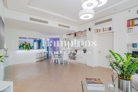 3 bedrooms Apartment in FIVE Palm Jumeirah, UAE No. 144760 4