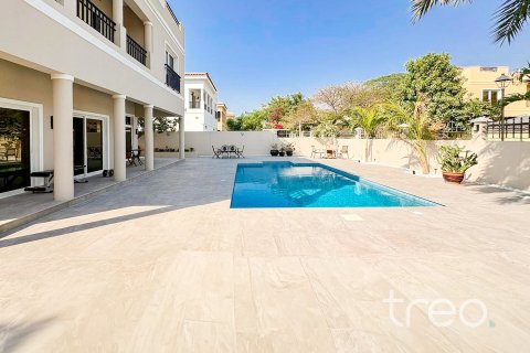 Villa de 5 chambres à The Villa, UAE No. 199146 8