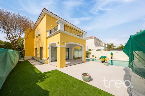 Вилла с 3 спальнями в Legacy, ОАЭ №199147 18