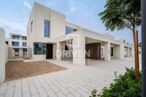 4 bedrooms Townhouse in The Valley, UAE No. 191383 4
